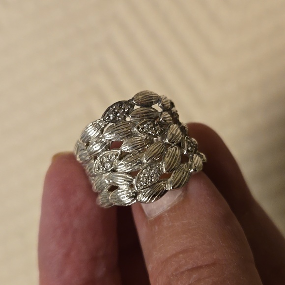 Sterling silver ring - Picture 2 of 6